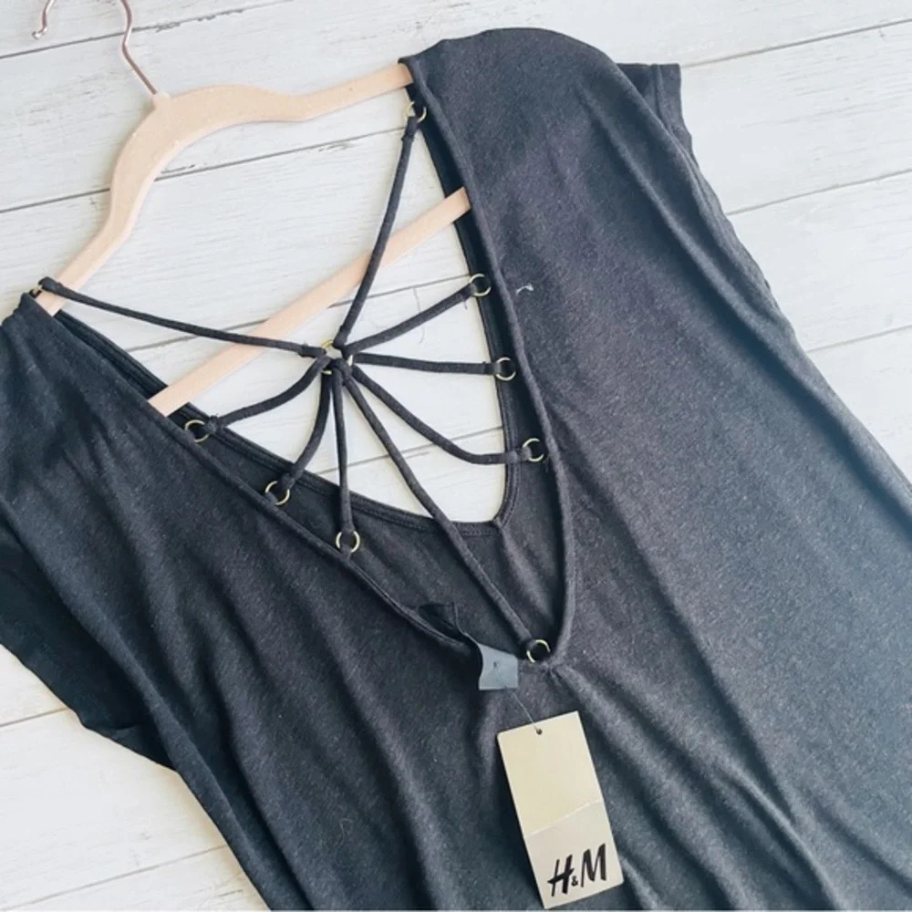H&M Black V-Neck Short Sleeve Top Size XS NWT